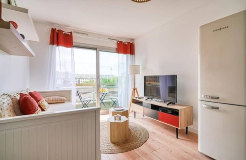 Choisy-le-Roi Apartment | 'diamant'