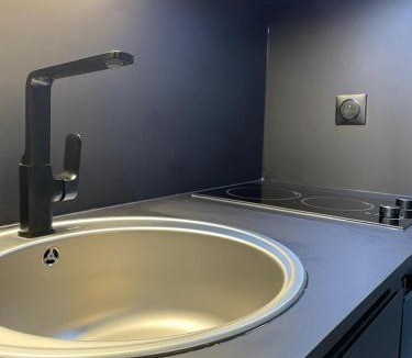 Esbly Apartment | Disney 'Xperience - Parc 10 min - 3pers