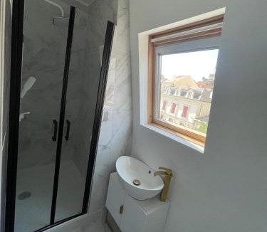 Thorigny-sur-Marne Apartment | Disneyland et PARIS F2 a Thorigny tout Confort