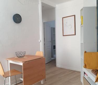 Cachan Apartment | Double-studio 4p Calme 100m métro idéal Séjour Maison examens