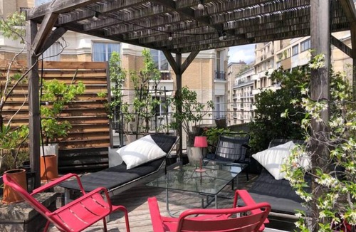 Amerique Apartment | Duplex Avec Terrasse à Belleville