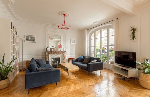 Grenelle Apartment | Eiffel Elegance, by Veeve
