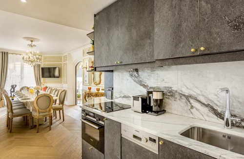 Palais-Royal Apartment | Elegant Historic 6Bdr/5Bth Apartment with Louvre View
