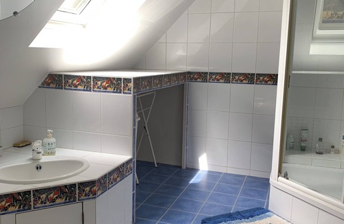 Chatenay-Malabry Bed & Breakfast | Espace et Chambres Familiales Dans Grande et Belle Maison