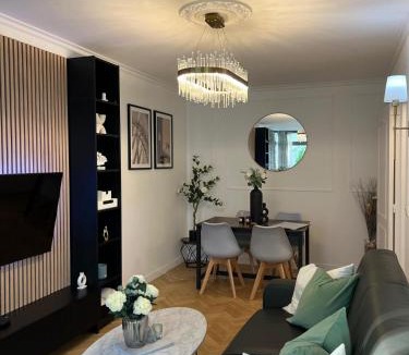 Clichy Apartment | Excellent Apartment for Familly