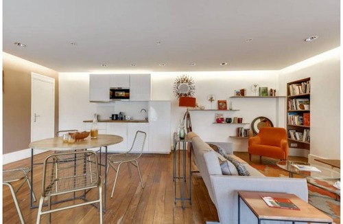 Paris City Center Apartment | 75 m² Apartment ∙ 1 bedroom ∙ 2 guests