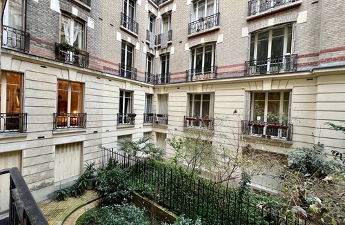 Passy Apartment | Furnished 3-bedroom apartment Passy