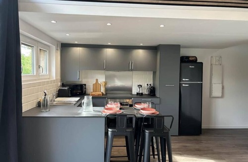 Croissy-Beaubourg Apartment | Gîte en Centre Équestre - Disney à15 mn !