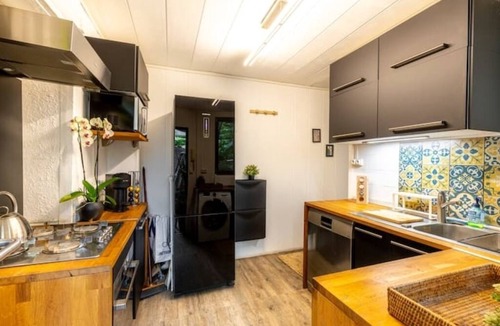 Adamville House | Gaia House, Urban Oasis, RER A, Paris in 20min