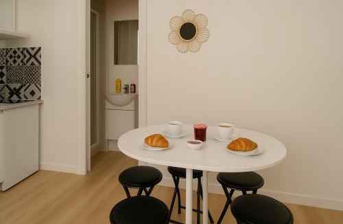 20th Arrondissement Apartment | GAMBETTA résidences hôtel Paris centre