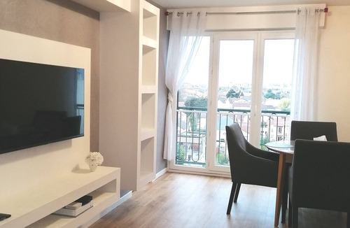 Les Pavillons-sous-Bois Apartment | Grand Paris Tout Confort