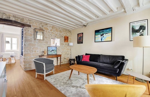 Quartier de la Porte-Saint-Denis Apartment | GuestReady - Serene Stay in the City of Light