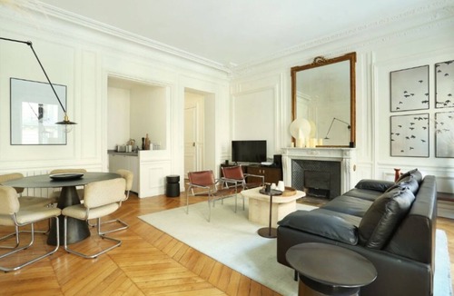 Quartier de la Place-Vendome Apartment | Haussmannian apartment