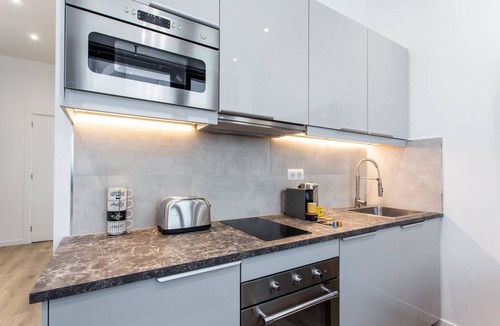 Quartier de la Folie-Mericourt Apartment | Intimate apartment - 1BR/4P - Oberkampf