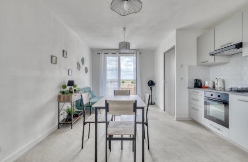 Montevrain Apartment | Julie' s House Disney Nations