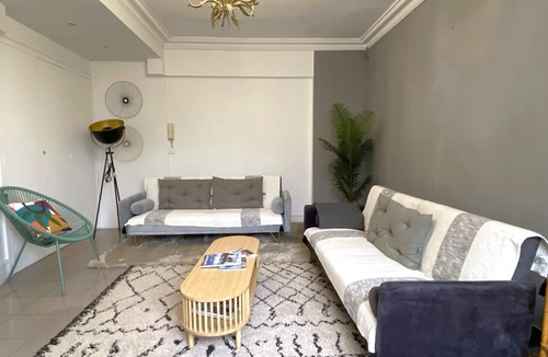 Faubourg-du-Roule Apartment | L'appartement des Champs Elysées