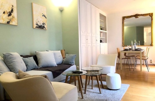Chaillot Apartment | L'appartement Magdebourg