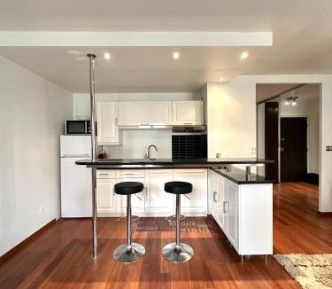 Garches Apartment | L'ATHOS - Appartement équipé - Entre Paris et Versailles - Haut débit