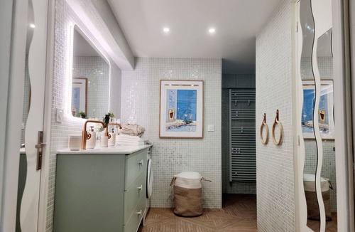 Garches Bed & Breakfast | "l'hotel A LA Maison": Appartement Independant Dans Maison Saint Cloud