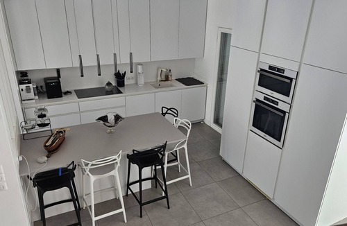 Fresnes House | La Belle-Verte, a beautiful family home south of Paris!
