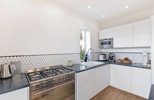Garches Villa | Large villa in the center of Garches, 20 minutes from Paris and Versailles