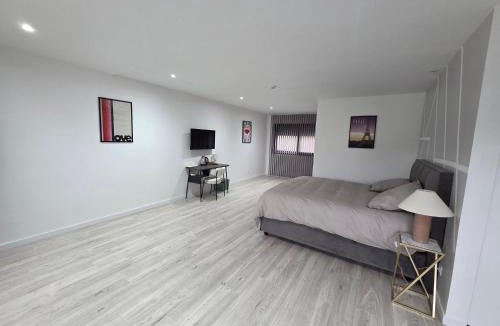 Les Stades Apartment | Le 46 Appart Hotel Entre Paris Disneyland Parc Asterix Navette