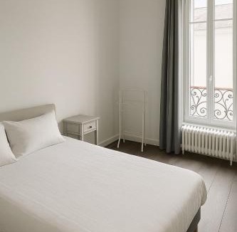 Levallois-Perret Apartment | Le Nid Douillet en Plein Centre