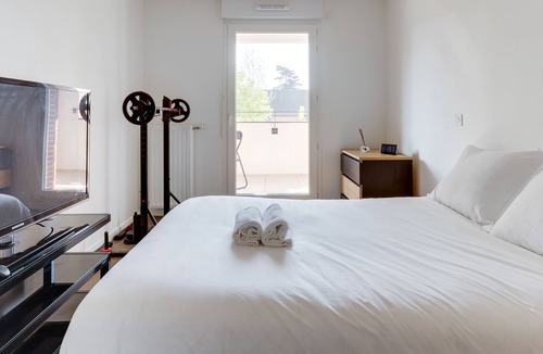Neuilly-sur-Marne Apartment | Le Rayon de Soleil de Neuilly