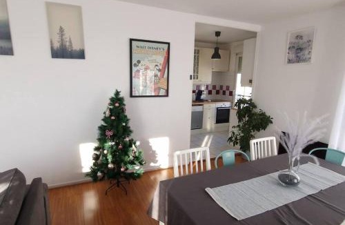 Chessy Apartment | Le Royal Condo, 13 P, WIFI & Parking à Disneyland