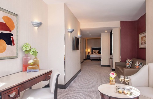 Quartier Saint-Ambroise House | Les Jardins du Marais