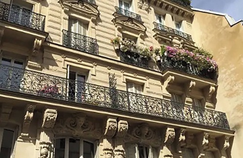 Marais Apartment | Live Like A Parisian