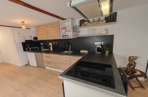 Le Pre-Saint-Gervais Apartment | Loft Duplex à 2 min de Paris-parking Privé Gratuit