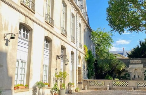Quartier des Invalides Apartment | Loft Varenne