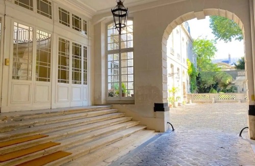 Quartier des Invalides Apartment | Loft Varenne