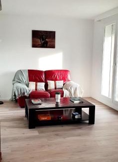 Epinay-sur-Seine Apartment | Logement au bord de la Seine, proche de Paris