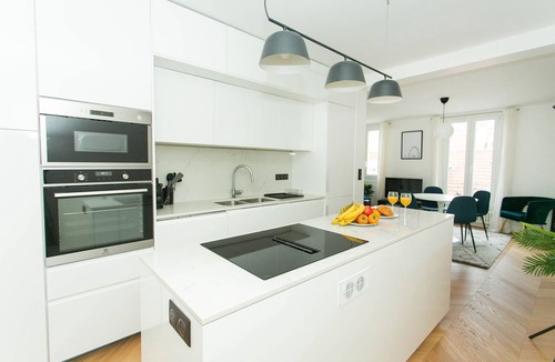 L'Europe Apartment | Lovely 2-Bedroom by Saint Lazare - Madeleine
