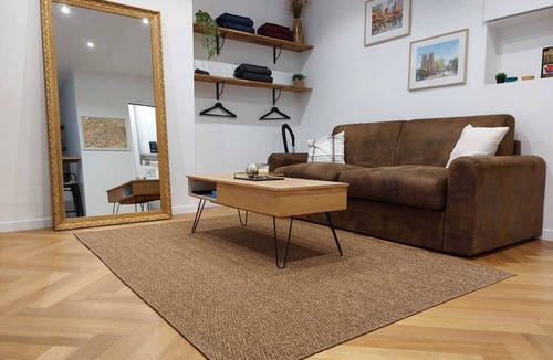 Epinettes Apartment | Lovely studio - near park