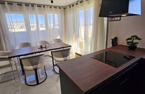 Montevrain Apartment | Luxueux Rooftop avec terrasse à 2pas de Disney Parisn