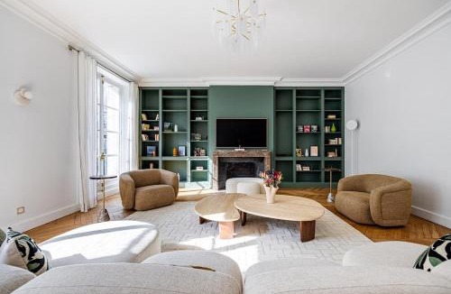 16th Arrondissement Apartment | Luxurious 4 Bedroom Apartment, La Muette