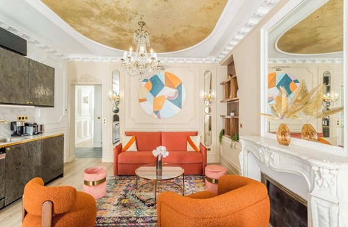 Quartier de la Place-Vendome Apartment | Luxurious Parisian Apartment: Central Location, Near Louvre and Opera