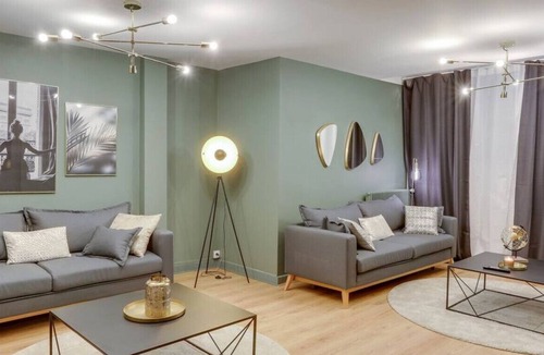 Quartier de la Folie-Mericourt Apartment | Luxurious & spacious apartment, 125m2, République