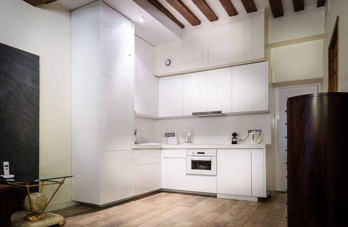 Archives Apartment | luxury 1BR 2BA close to place des vosges fully A/C
