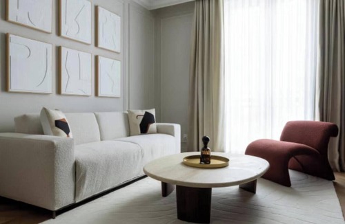 3rd Arrondissement Apartment | Luxury 2bedroom/2bathroom in sought after Marais!