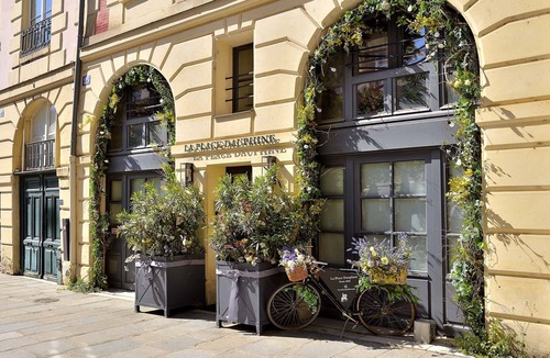 Paris City Center Apartment | Luxury Apartment in Heart of Paris - Île de la Cité-Notre Dame-Cafes