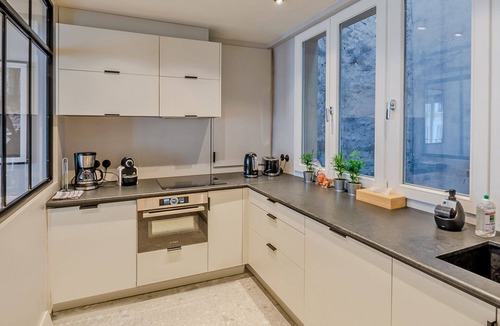 Quartier de la Place-Vendome Apartment | Madeleine- Charming, quiet, upscale apartment - 2 bedrooms 6 people