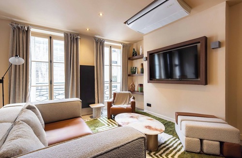 Paris City Center Apartment | Magnificent apartment - 5BR/12P - Louvre/Rivoli