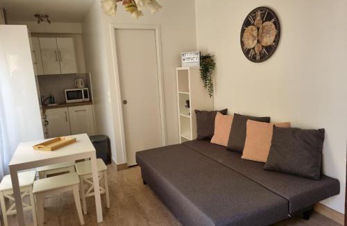 Les Puces de Saint-Ouen Apartment | Maison ville dans une voie privée