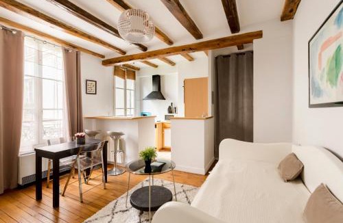Archives Apartment | Marais Place des Vosges Sevigne