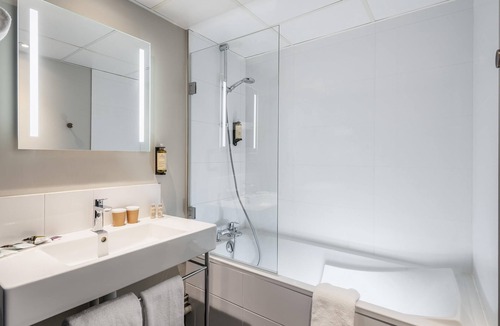 Saint-Lambert Hotel | Mercure Paris Montparnasse Pasteur