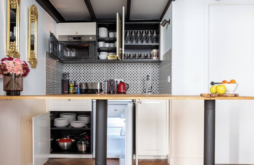 Les Halles Apartment | Merveil - Luxury Suite - Louvre - Aboukir I